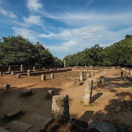 Mihintale Heritage Rest House المظهر الخارجي الصورة